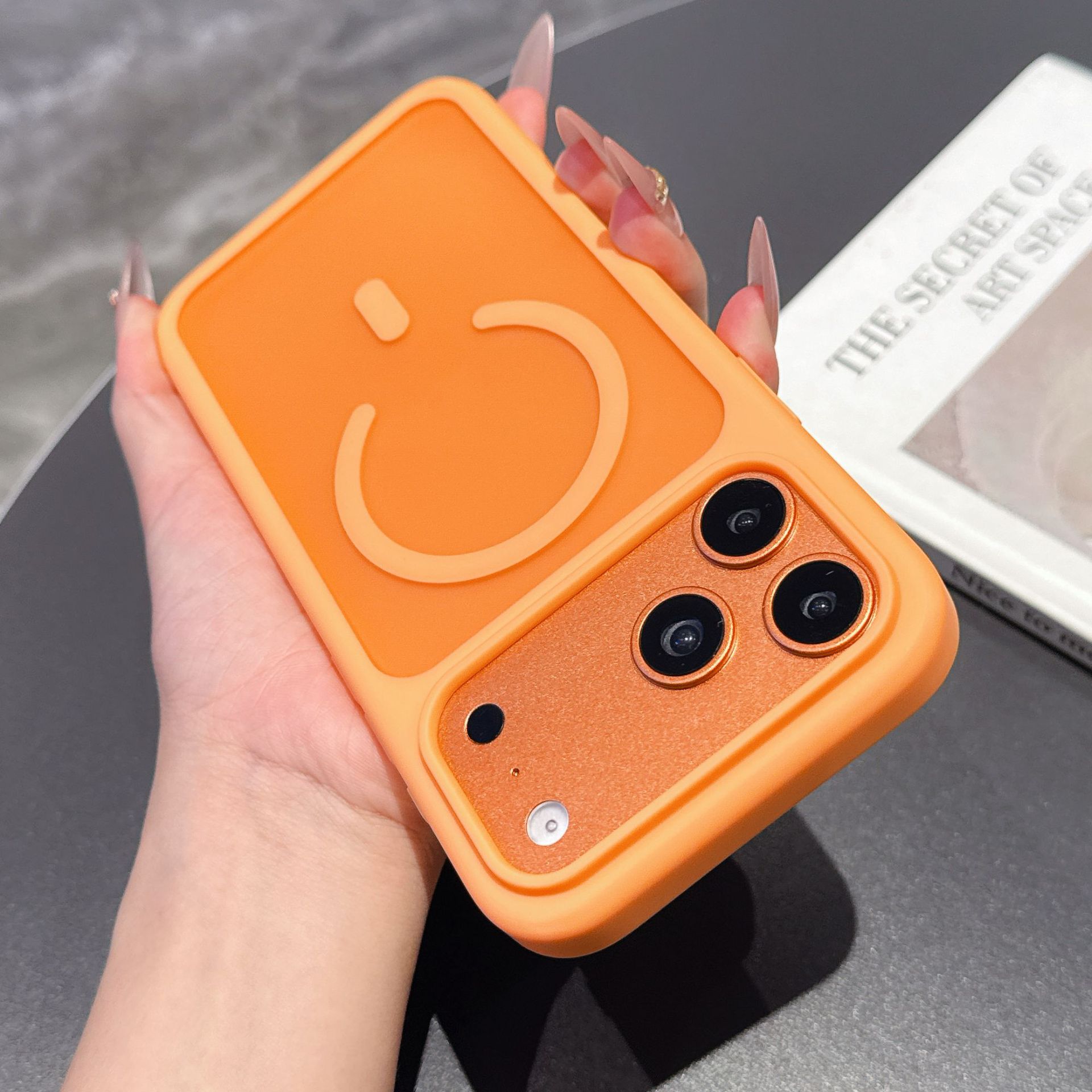 iPhone17Promax caso de teléfono simple esmerilado succión de piel anti-caída empresarial Apple 11 cubierta