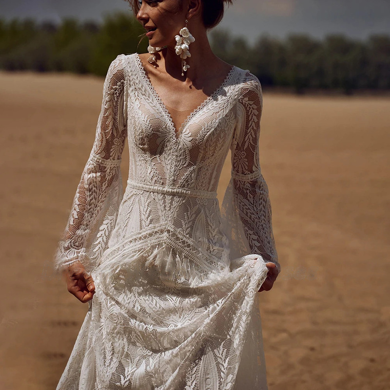 Bohemian Style Trumpet Sleeve Lace Backless Elegant Bridal Outdoor Lawn Wedding Dress Beach Travel Photography Light Wedding Dress Bohemian Style Trumpet Sleeve Lace Backless Elegant Bridal Outdoor Lawn Wedding Dress Beach Travel Photography Light Wedding Dress