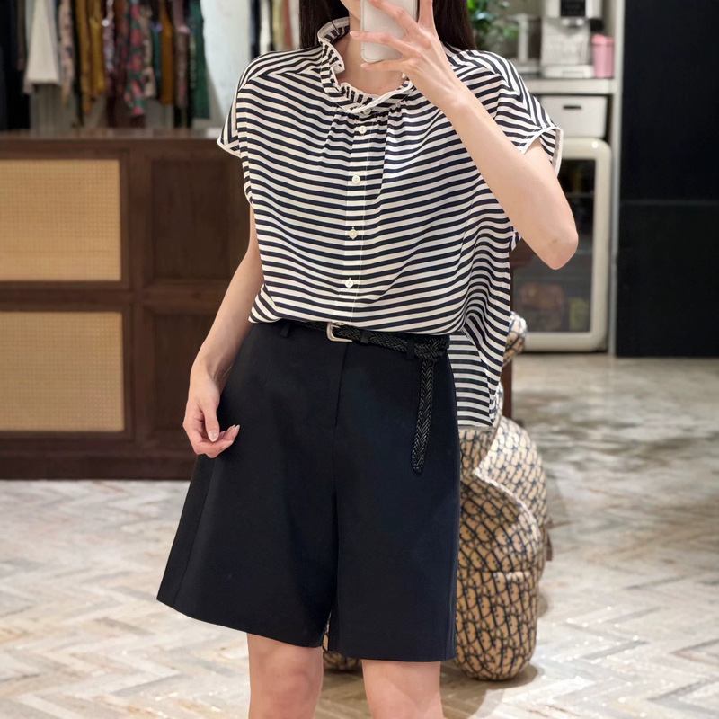 Silk Crepe Navy Striped Blouse 2026 Shenzhen Nanyou Flower Bud Edge Collar Design Youthful and Refreshing Silk Crepe Navy Striped Blouse 2026 Shenzhen Nanyou Flower Bud Edge Collar Design Youthful and Refreshing
