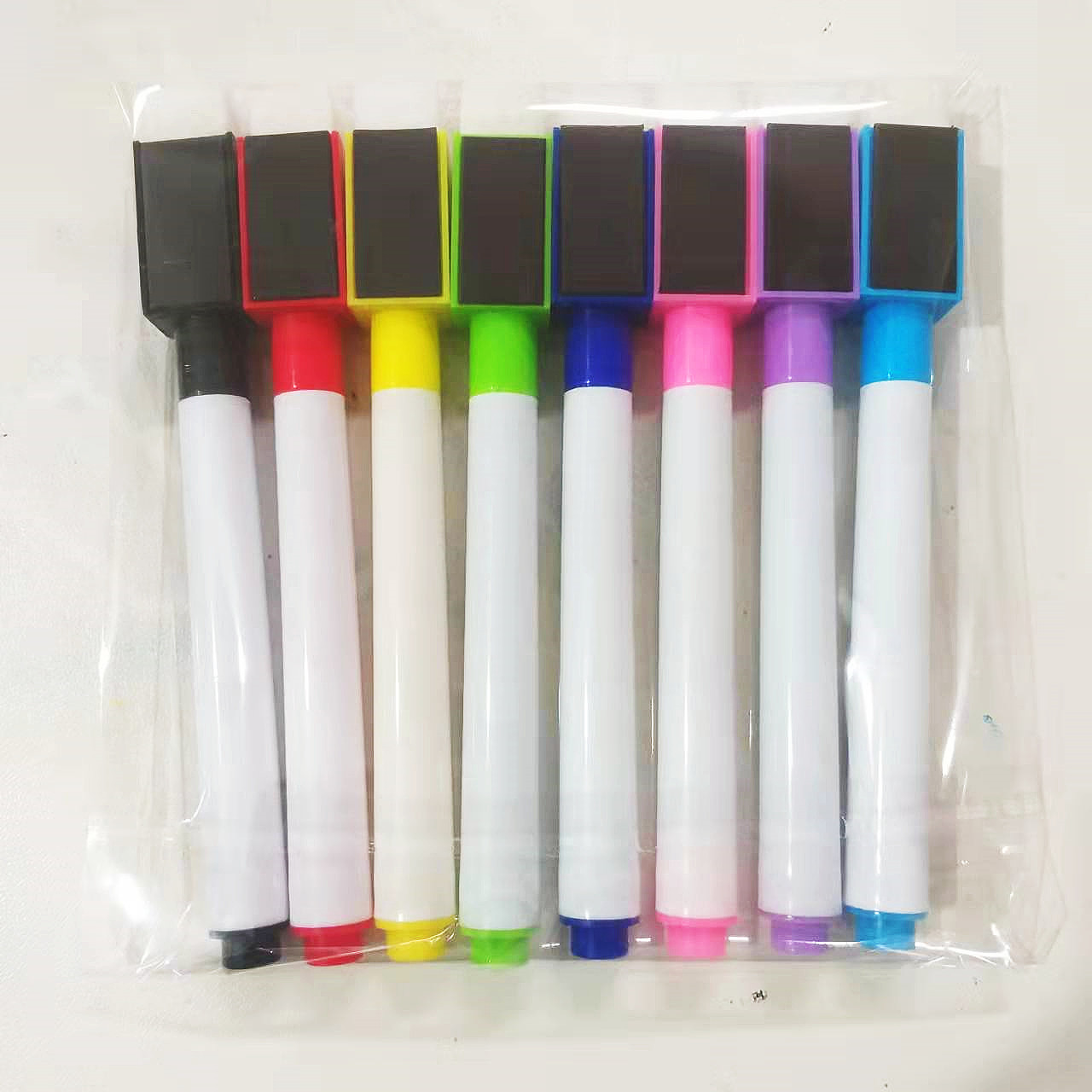 El traje de la pluma del whiteboard de los niños del color de la mañana 8 del paño del color con los accesorios borrables a base de agua de la pluma del whiteboard del marcador magnético del color del cepillo