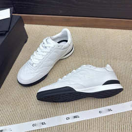 欧洲站2026春季新款真皮纯色圆头真皮小香风菱格运动鞋厚底老爹鞋