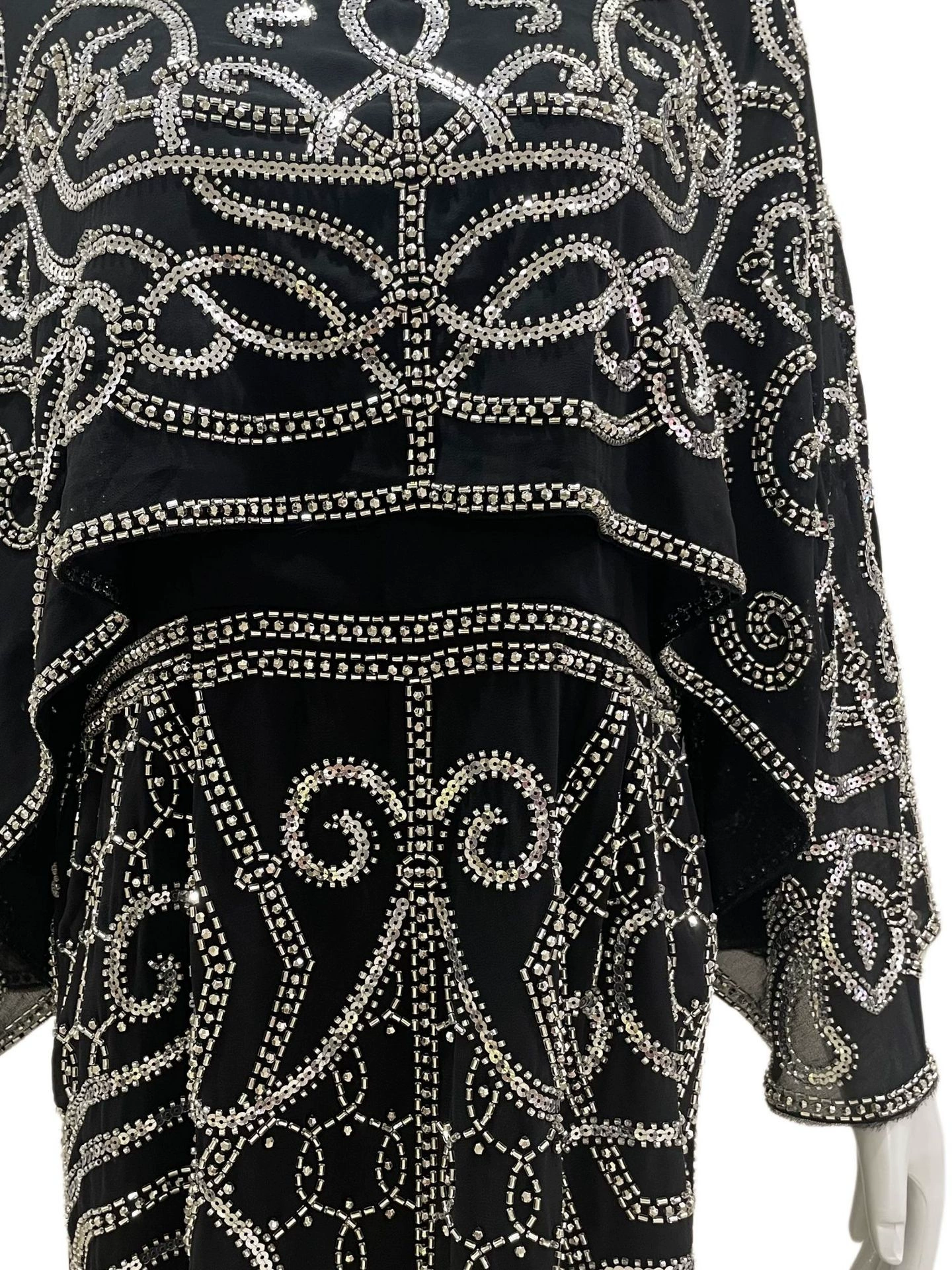 Мусульманское женское платище (abaya) с богато украшенным декором, рукава-студни, шаль, жилеты, подол с разрезом, длинная юбка, роскошное банкетное платье