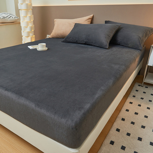 Cross-border pure color milk velvet bedspread single piece winter thick warm anti-slip mattress bed sheet pillowcase set of three