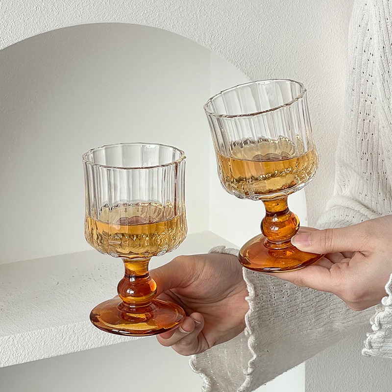 인스 스타일 틈새 분위기 중고 와인 잔 세로 패턴 유리 잔 샴페인 잔 와인 잔 인스 음료 컵