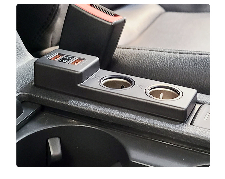 Applicable to Volkswagen Golf 7.5/7 generation car charger cigarette lighter modified USB super fast charge one to two