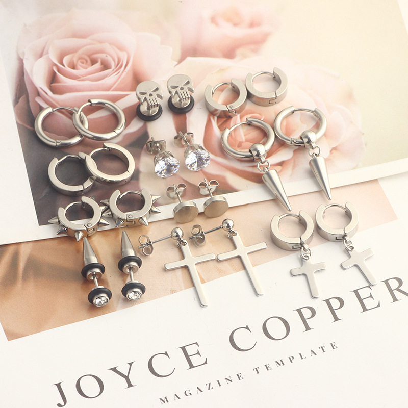 Labret piercing jewelry detail image