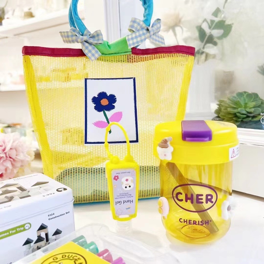 可爱儿童包包2023新款潮百搭女童透明沙滩包女孩外出配饰伴手礼包