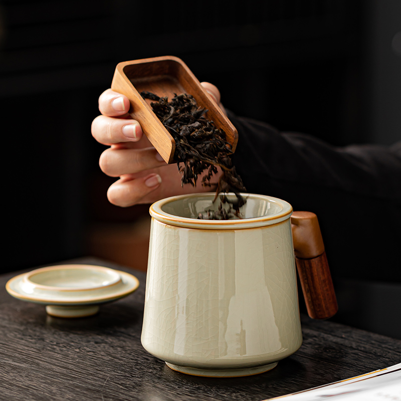 EM2O汝窑陶瓷茶杯办公室泡茶水杯男个人带盖过滤茶水分离
