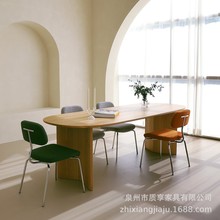 新款实木餐桌现代简约椭圆形白蜡原木色吃饭桌设计师会议长桌子