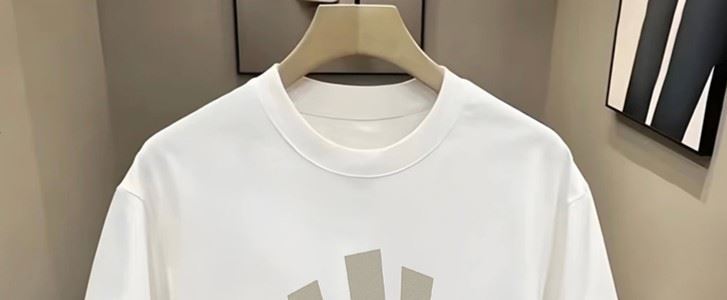 T-shirt homme coupe ample manches courtes versatile pour été_voghion.com