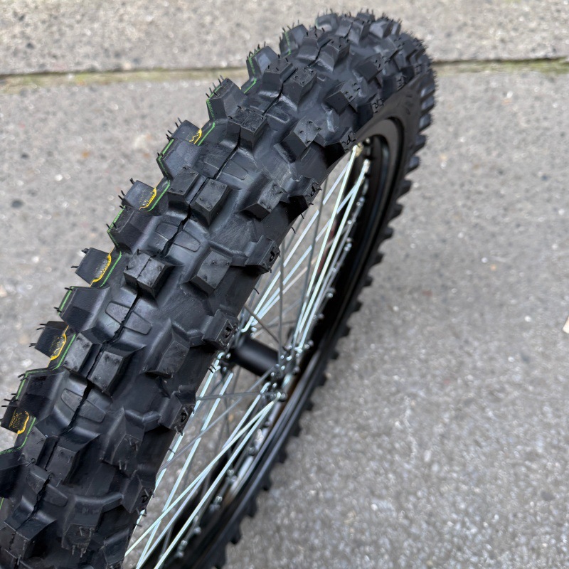 QiuLong LightBee modified front 1.6-21inch front wheel assembly with Yousheng 7-series aluminum alloy rims and Newmax tires