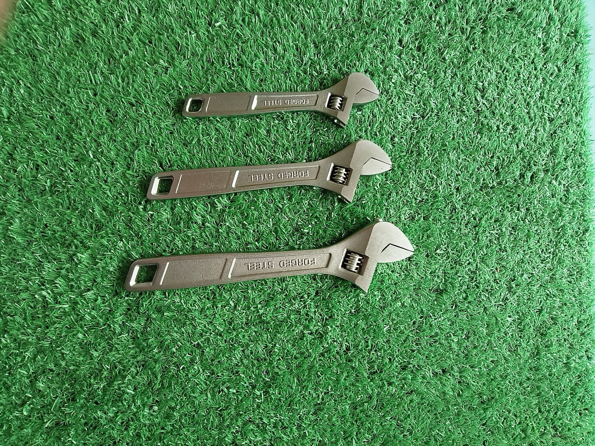 Fabricante llave neutral 12 pulgadas llave ajustable herramienta manual herramienta de hardware