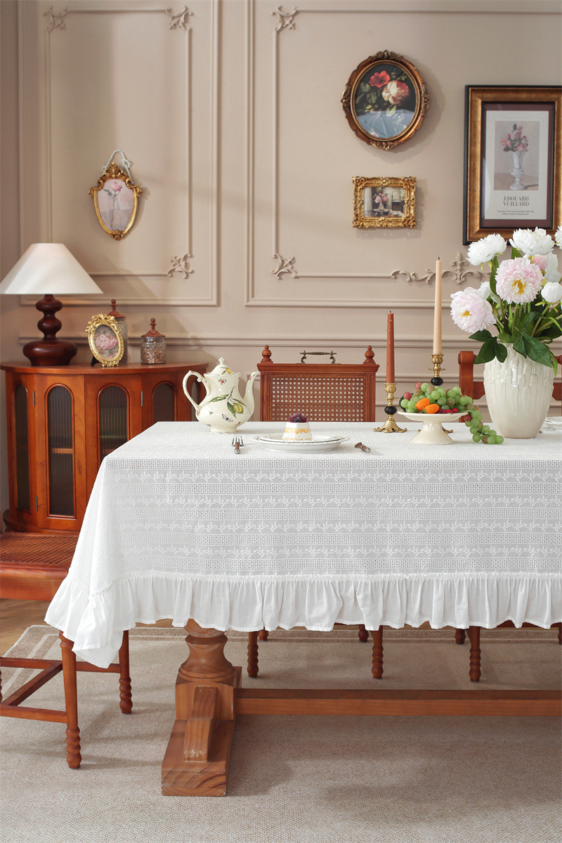 White Embroidered Floral Cotton Tea Tablecloth With Ruffle Hem_voghion.com
