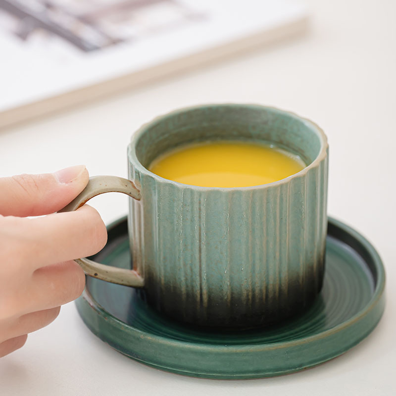 Montaña y río de cerámica cappuccino taza de café plato conjunto de taza de marca casera regalo de mano exquisito té de la tarde Latte