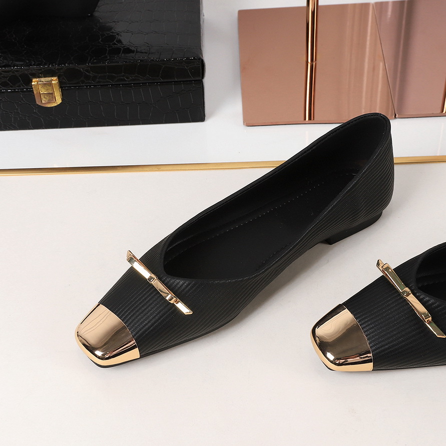 8726-10 Flat bottomed single shoe women's metal decoration versatile square toe grandma shoes temperament evening style low heel shallow mouth floating shoes