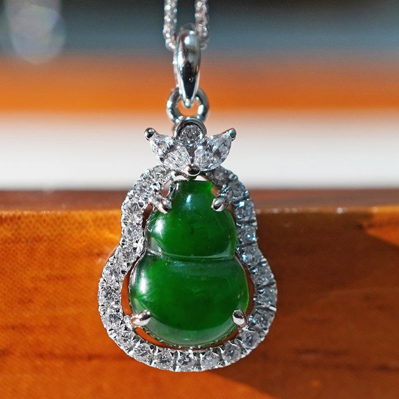 铂金PT950培育钻石翡翠葫芦镶嵌满钻吊坠锁骨链单坠女寓意福禄送|ru