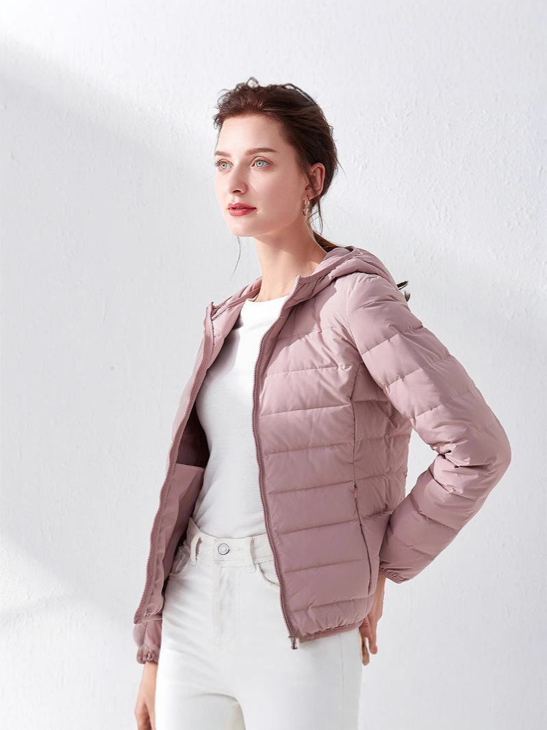 Nueva chaqueta de plumón ligera para mujeres corta con capuz de cuello delgada sin costuras de punto de mujer chaqueta ligera de tamaño grande