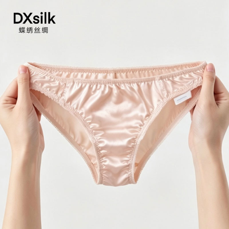 Special Offer Butterfly Embroidered Mulberry Silk Underwear Women's Antibacterial Thin Breathable Silk Women's Briefs Shorts Breathable