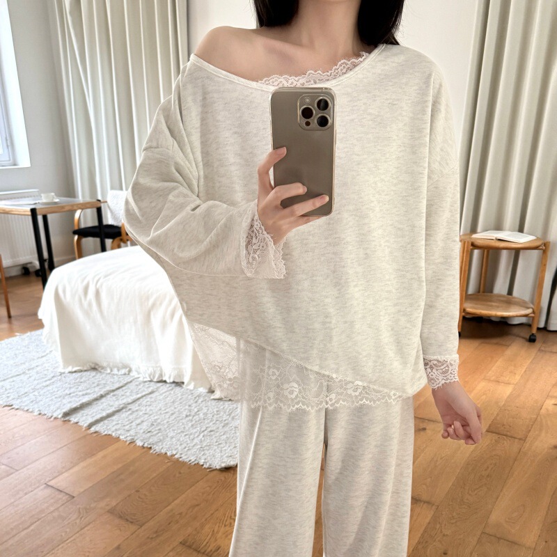 Korean Autumn and Winter New Pajamas for Women Casual Mousse Cashmere Lace Loose Can Be Worn Outside Home Clothes Set