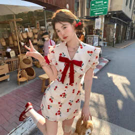 韩系甜美少女樱桃印花翻领连衣裙女2025夏季新款收腰显瘦超仙裙子