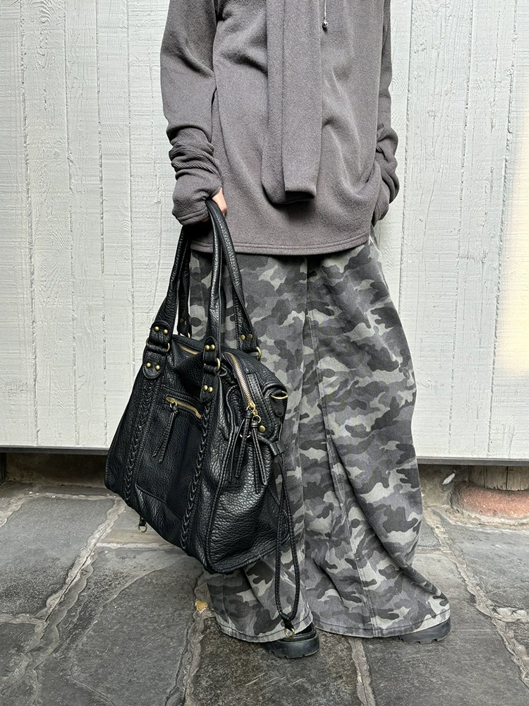 Capacious shoulder bag, одно плечо сумка