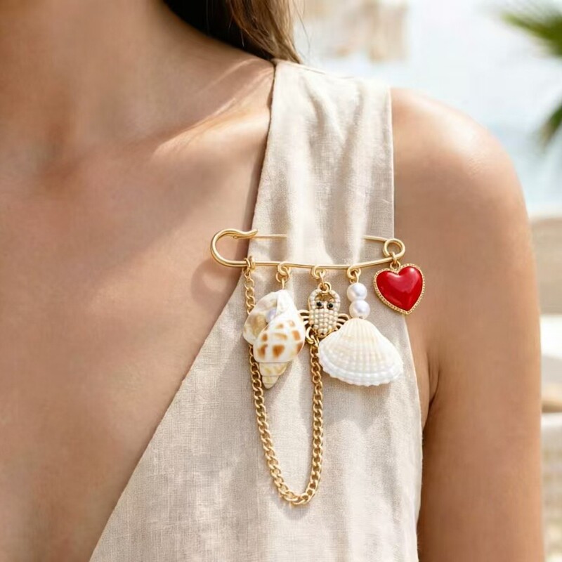 Summer Seaside Vacation Style Shell Crab Heart-Shaped Large Brooch Natural Conch Shell Chain Tassel Brooch Wholesale Summer Seaside Vacation Style Shell Crab Heart-Shaped Large Brooch Natural Conch Shell Chain Tassel Brooch Wholesale