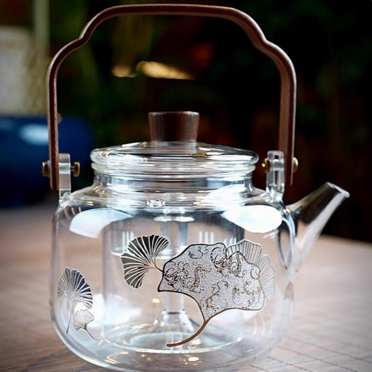 Thickened High-Temperature Resistant Tea Brewing Pot with Silver Leaf Design, Glass Kettle for Boiling Water and Making Tea, Household Manufacturer