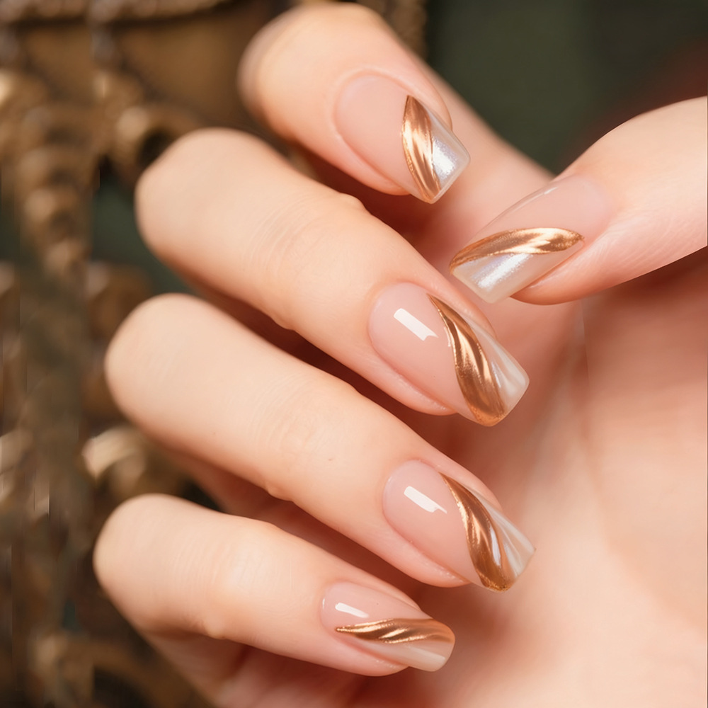 Comercio exterior polvo desnudo estereoscópico LIP oro manicure ligero lujoso elegante 24 piezas de parche de uñas falsas