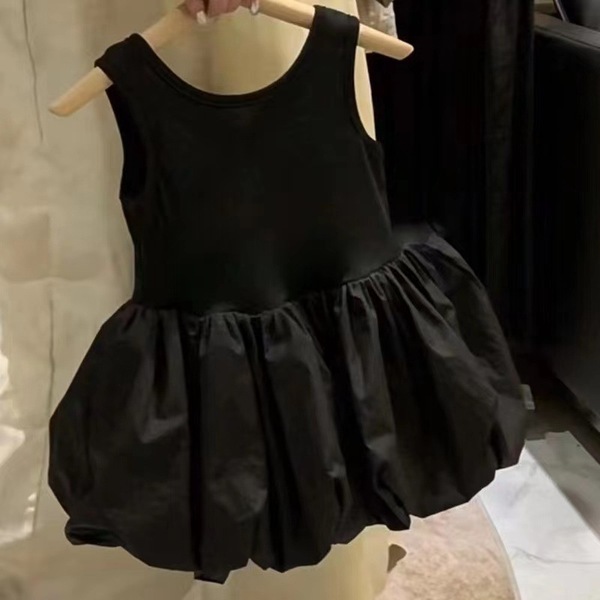 Black dress with sleeves sleevless