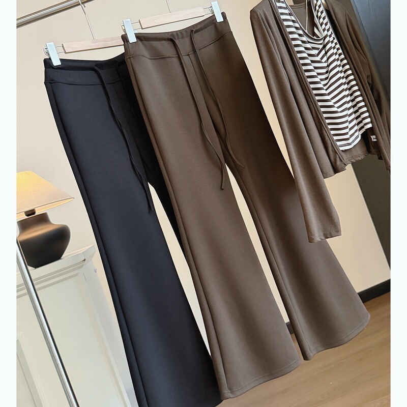 Korean-style minimalist drawstring sports pants, thickened, slightly flared, high-waisted, slimming, casual, versatile, and horse-heel long pants for women, new autumn collection Korean-style minimalist drawstring sports pants, thickened, slightly flared, high-waisted, slimming, casual, versatile, and horse-heel long pants for women, new autumn collection