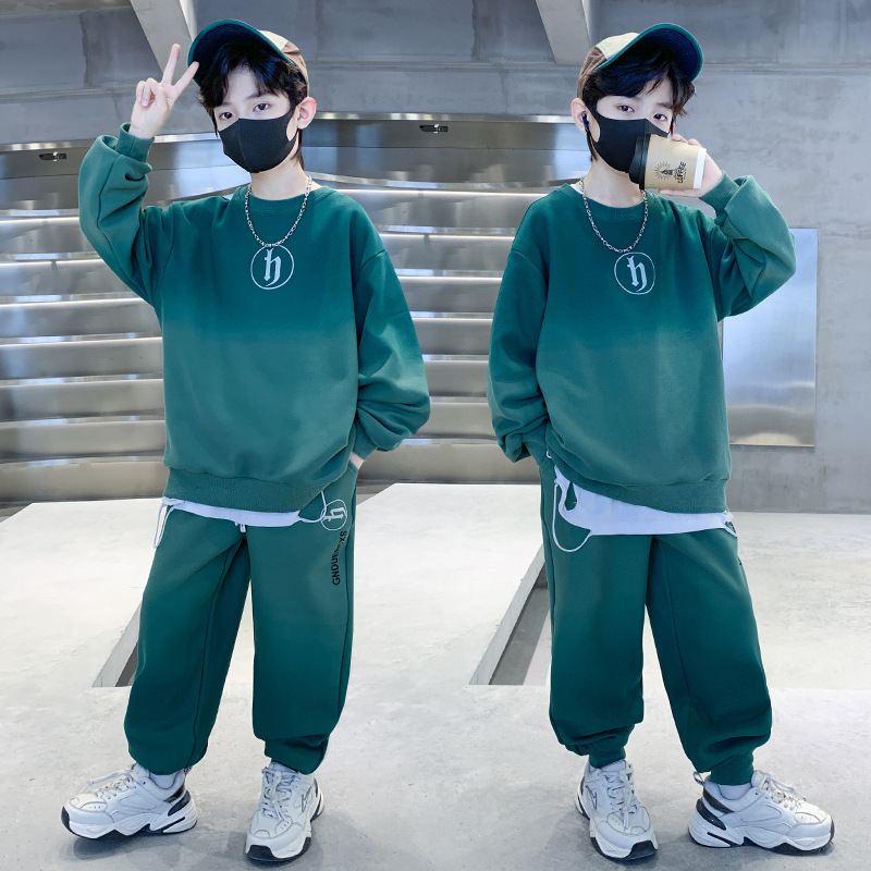 Kleidung Jungen Frühling und 2024 Neue Koreanische Ausgabe Mittlere bis Große Kinder Herbst Mode Hoodie Sportswear Zweiteiliges Set_voghion.com