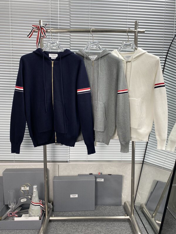 Factory Direct High-End Version Spring and Autumn Style Double Sleeve Patch Hooded Zipper Wool Cardigan Hooded Sweater for Men and Women Couples