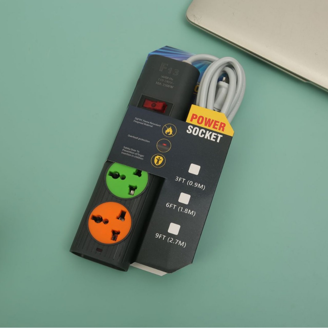 摇头开关黑白可选一拖三插座卡装外贸插排彩色面片美标欧标英标插