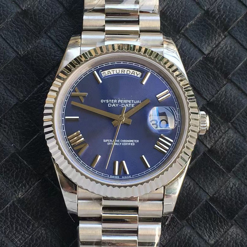 C fábrica N fábrica EW fábrica Lao Jia Domingo calendario doble registro serie reloj mecánico automático Lao venta directa al por mayor