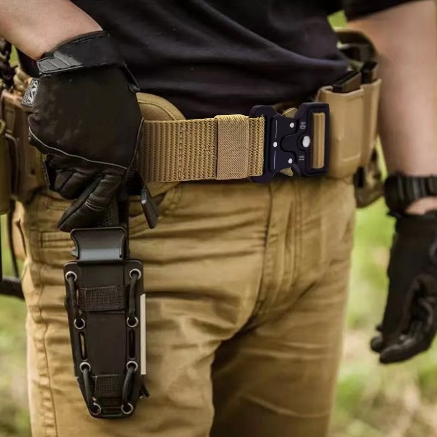 Grenzüberschreitender Großhandel Herren Tactical Gürtel Outdoor Training Sport Segeltuch Ledergürtel Legierungsschnalle Premium Arbeitshose Gürtel