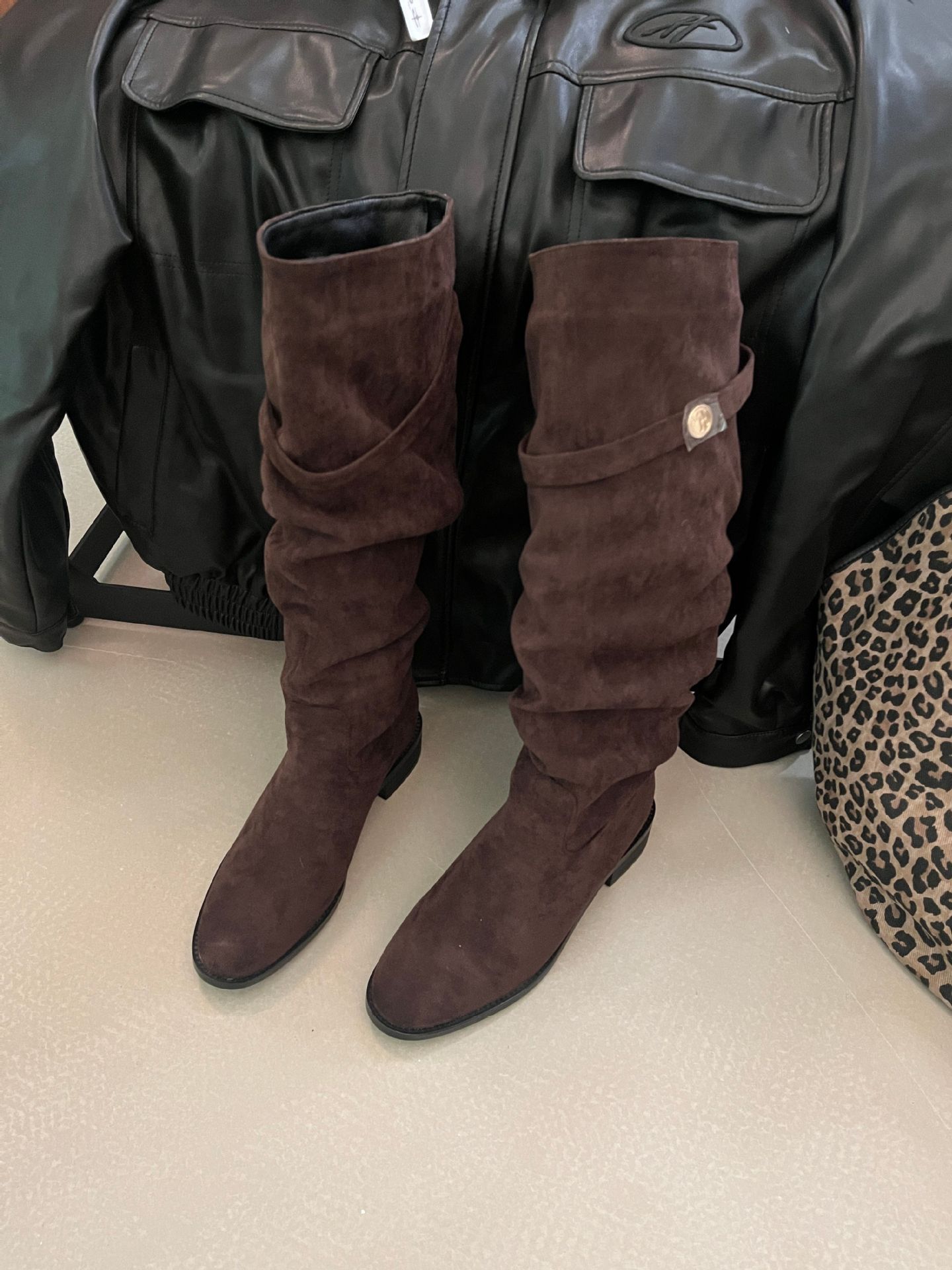ShoeVault 2024 Chunky Heel Retro Fleece-Lined Coffee Color Riding French Style Slim Bare Autumn Winter Women's Over-the-Knee Boots_voghion.com