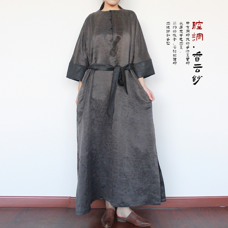 Xiangyunsha Mulberry Silk Old Material Heavy Forged Gray Turtle Long Skirt Robe Fashionable Round Neck Personalized Simple Long Dress