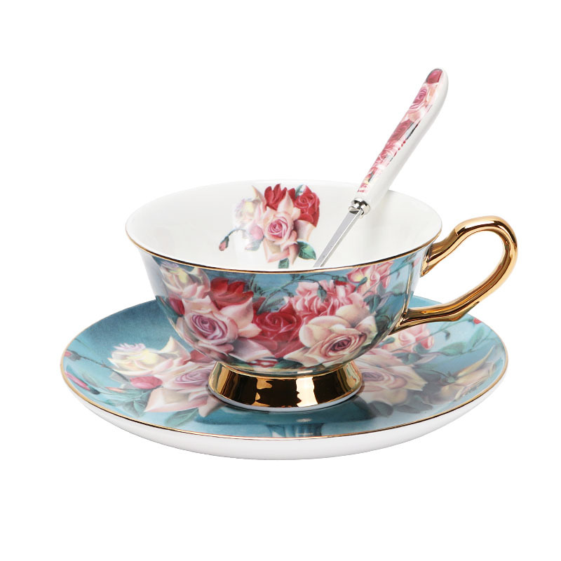 Conjunto de tazas de café europeas de cerámica de alta calidad, pequeño lujo de té de la tarde con cuchara de cerámica, taza de té de flores, caja de regalo