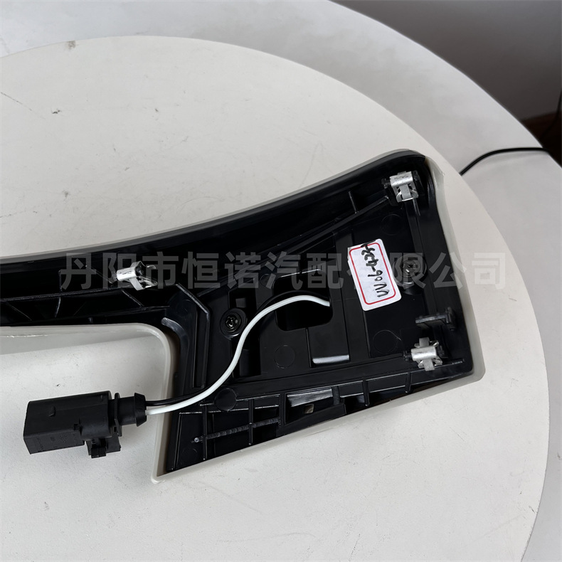 [Hennuo] adaptarse al conjunto de luces de dirección de camiones de Volvo FM460FM420 gris plateado autoelección 82