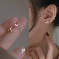 S925 Silver Minimalist Elegant Butterfly Earrings for Women, Atmospheric and Sophisticated, High-End Sense, Instagram Cool Style, Fashionable and Versatile Earrings