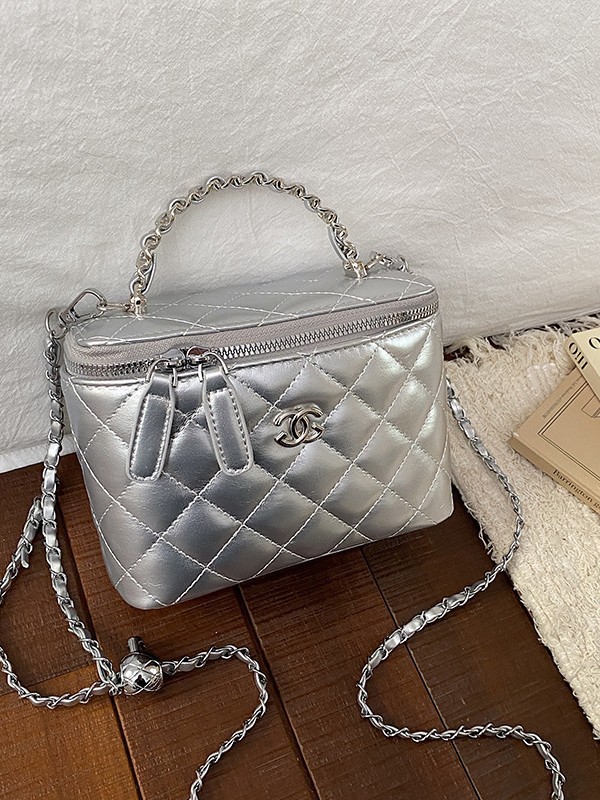 High-End Hand-Held Small Chanel-Style Quilted Bucket Bag 2026 New Korean Style Ins Trendy Fashion Versatile Shoulder Bag