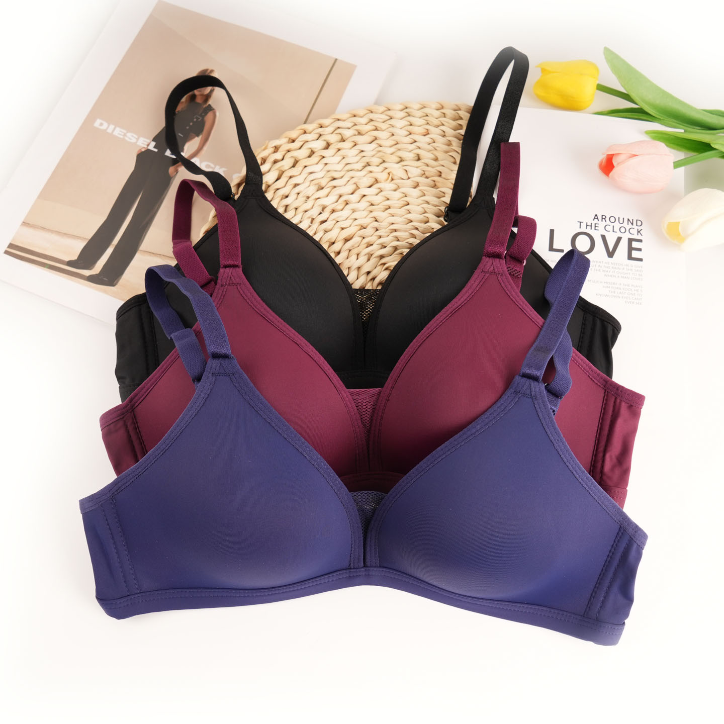 Fábrica de Shantou en stock sin anillo de acero brillante sin marcas sujetador damas soporte de ropa interior cómoda sujetador anti-caída