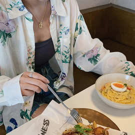 上衣女2025春夏法式宽松休闲高级感碎花衬衫质感花卉防晒衫