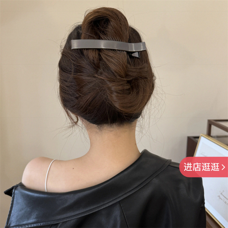 韓国のシンプルなワンラインクリップ、ハイエンドの2024新しいスタイルのカモノハシクリップ、大きなヘアクリップ、ファッショナブルなヘアピンヘッドウェア|undefined