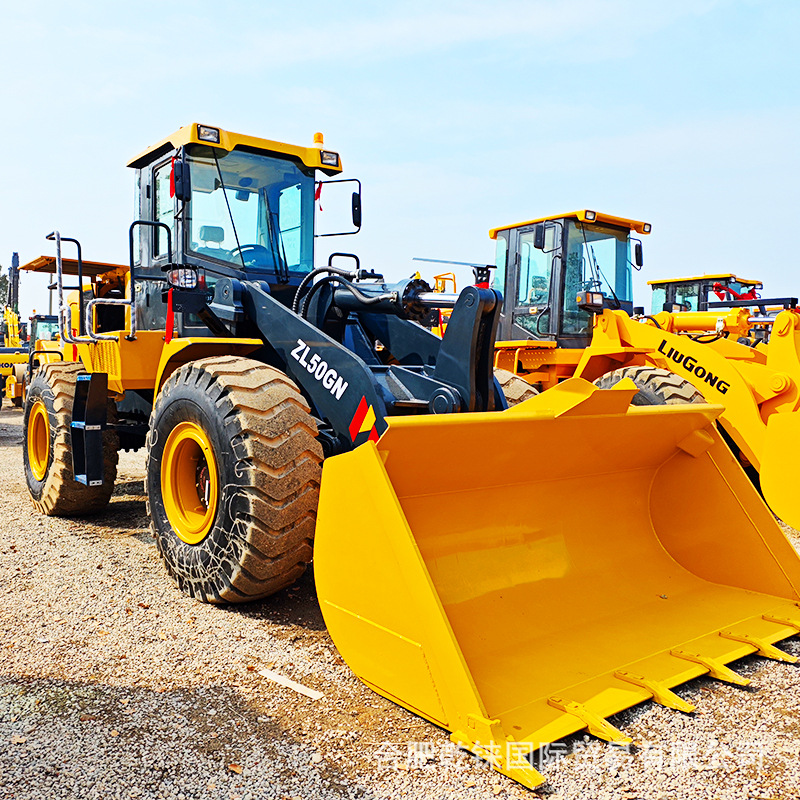 Exportación de comercio exterior excavadora XCMG 50GN cargador Katliugong 856 excavadora carretilla elevadora de ingeniería transfronteriza