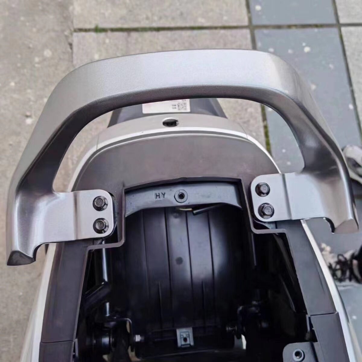 Suitable for the Rear Backrest Armrest of the No. 9 Electric Scooter Nzmixfzmzmix Short Tail Seat F2Zf90Mmax2 Rear Armrest