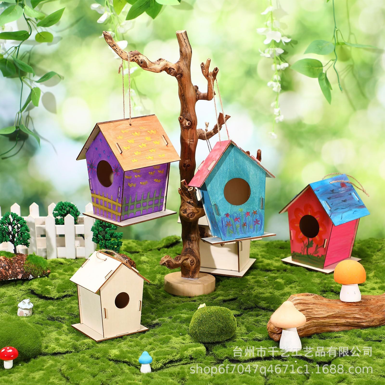 Customized Wooden Crafts DIY Bird Feeder Bird House Building Toys Handmade Painting Kidsren's Educational Wind Chime Hangings