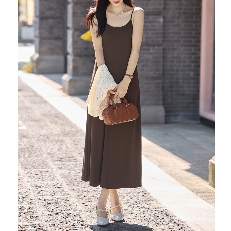 吊带连衣裙女2025新款秋季高级感小个子外搭针织镂空罩衫两件套装|undefined