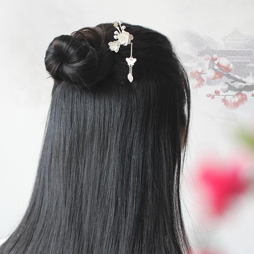 Ancient style hairpin factory wholesale retro plum blossom women's tassel Chinese style hair ornament Hanfu high-end hair comb hairpin