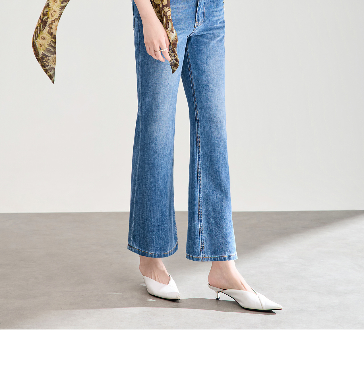 Quần jean nữ cạp cao ống suông vải cotton co giãn mềm mại — xanh lam chi tiết 17